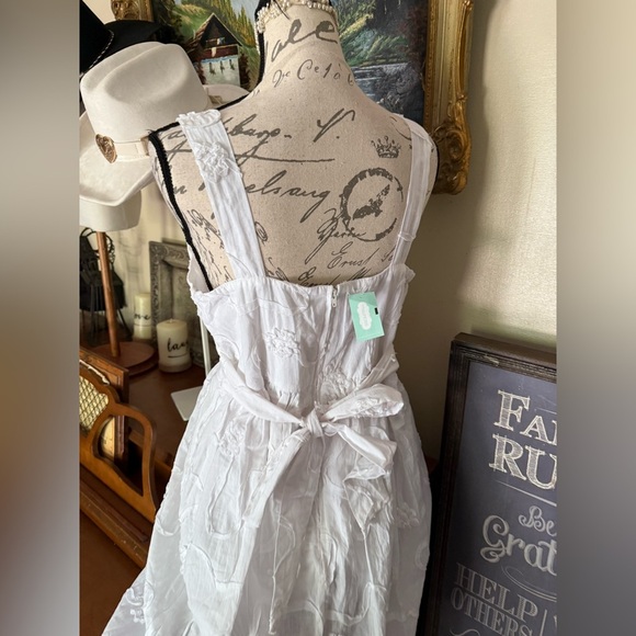 Maurices White Ruched Midi Sundress V-Neck NWT - Picture 5 of 6